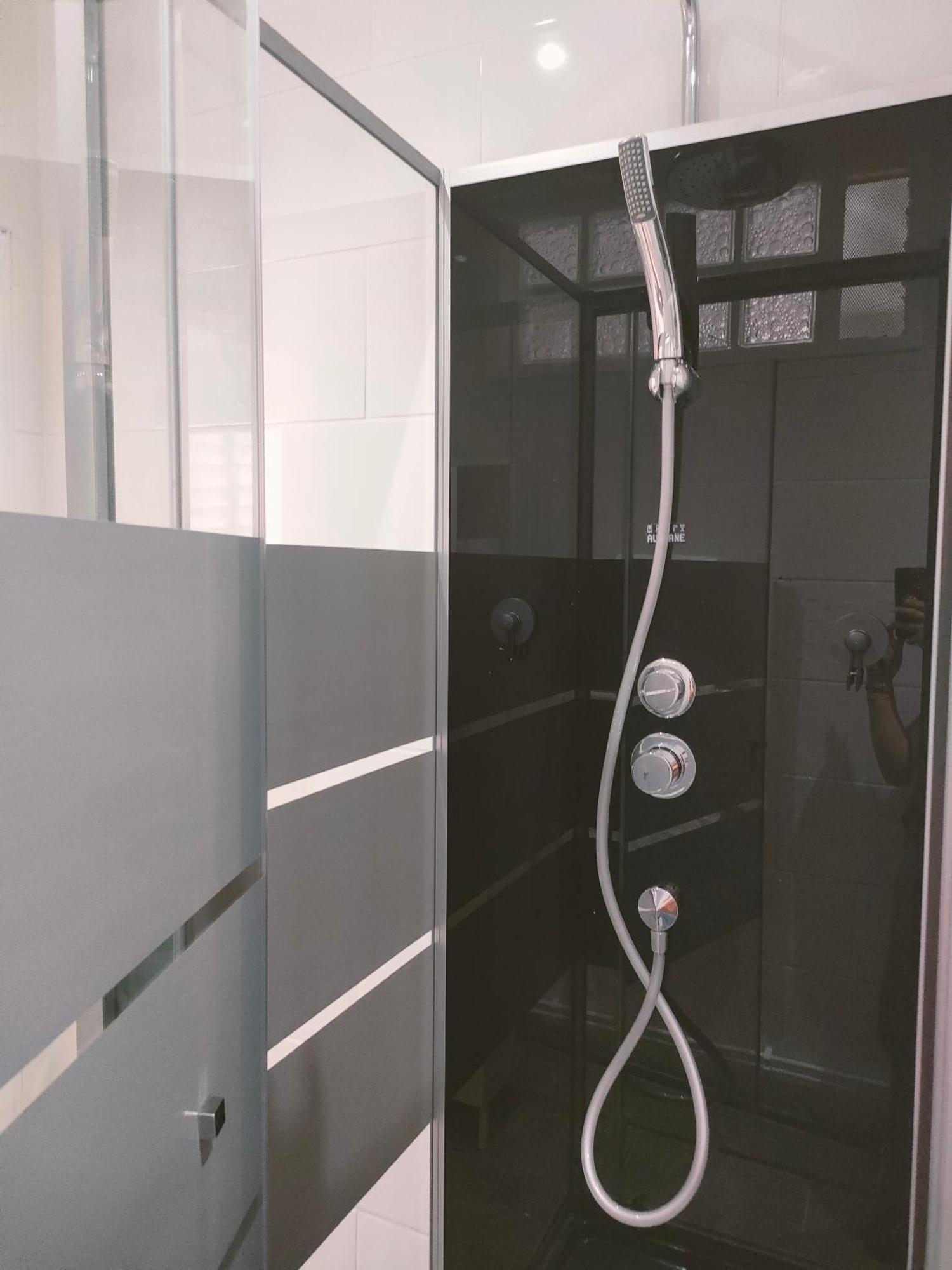 Appartement Proche De Paris Canal,Disney, Netflix Aulnay-sous-Bois Luaran gambar
